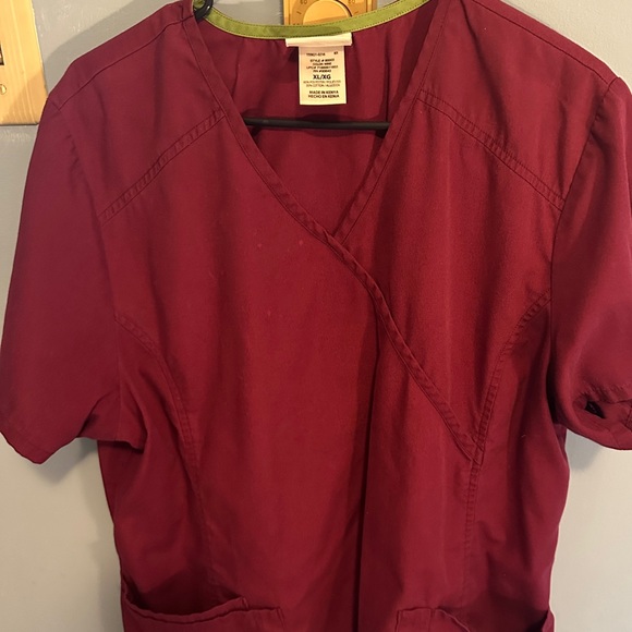 XL SCRUBSTAR TOP - Picture 1 of 2
